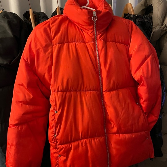Zara Puffer Jacket - Picture 3 of 4